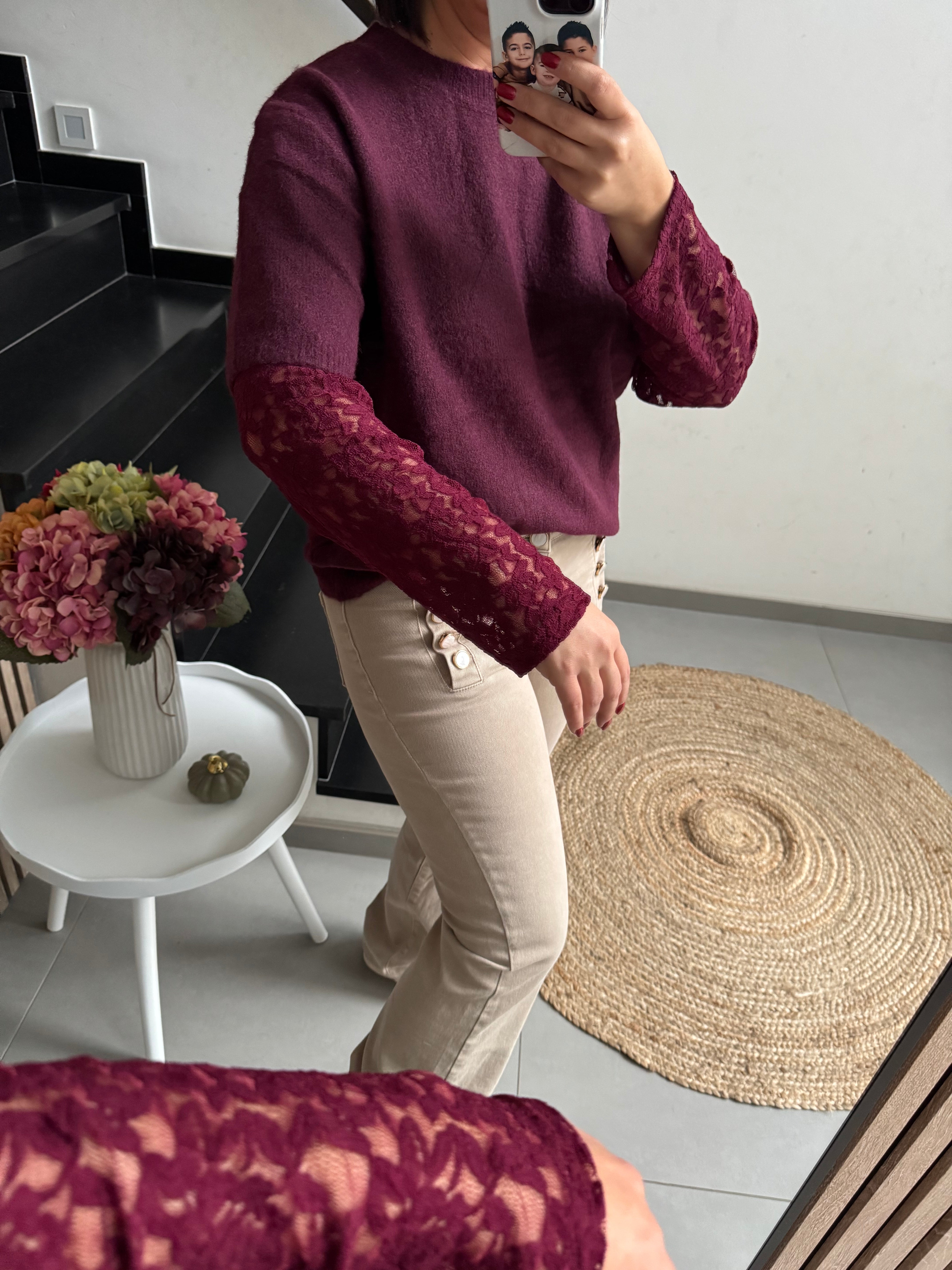 Pull dentelle bordeaux